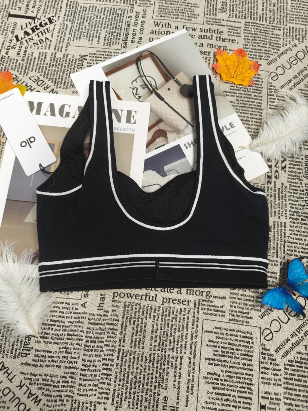 Alo Yoga Black/White Heart Throb Bra/Cute Top😍Workout Activewear Pilates Yoga🥗 - Picture 3 of 7